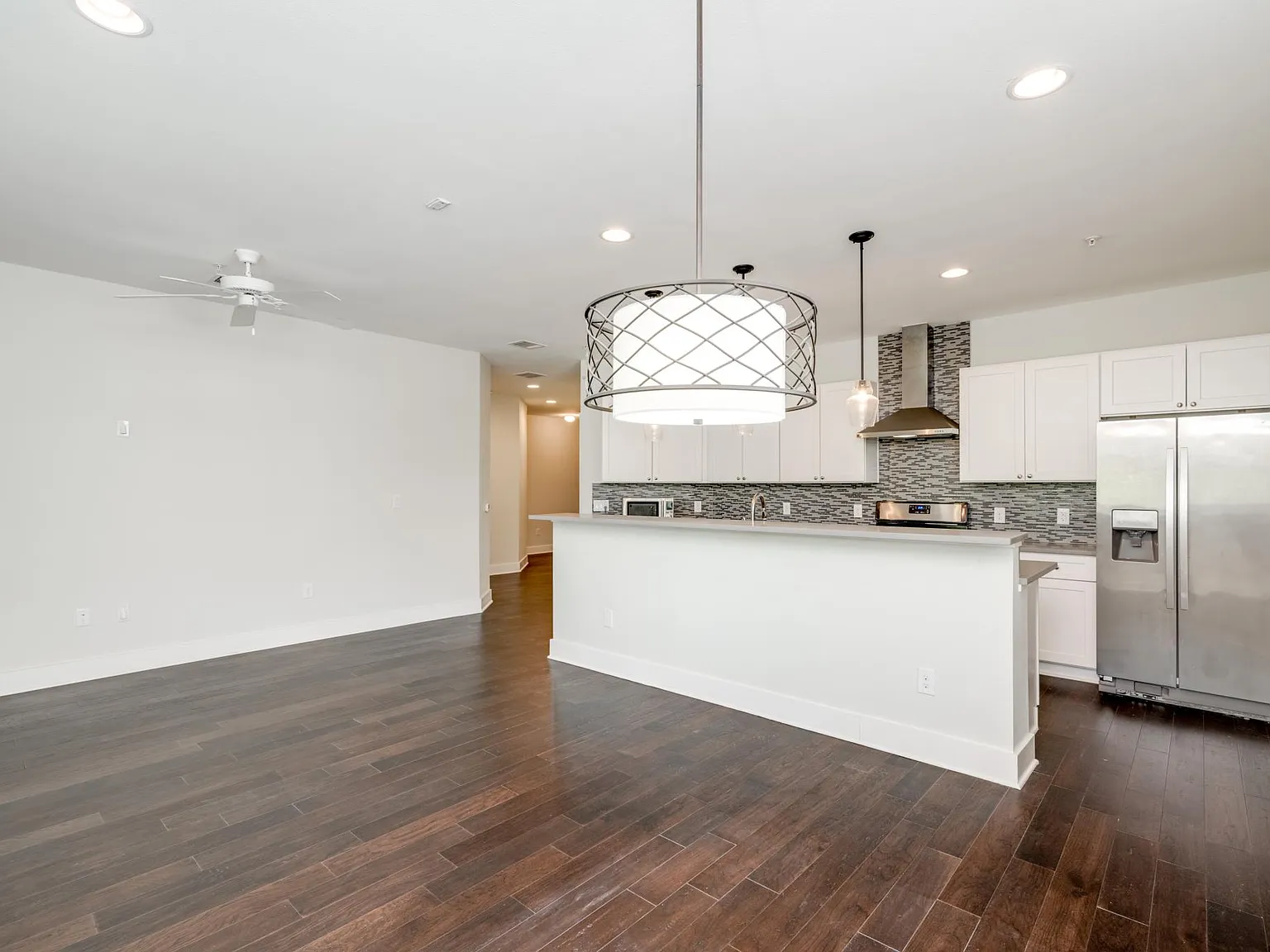 2 bed, 1176 sqft, $2,850 — Photo 4