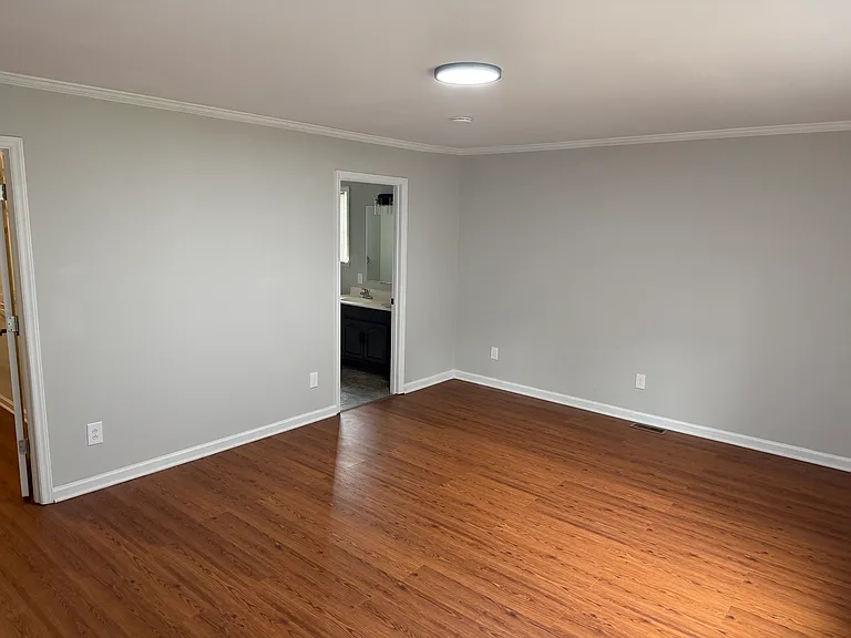 9314 Sawyer Rd — Photo 23