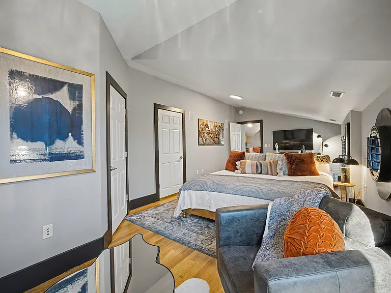 261 S Limestone St #304 — Photo 47