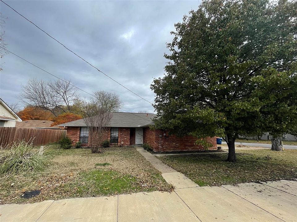 1st image of 403 E Boydstun Ave