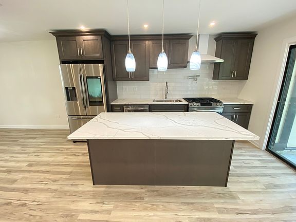 3rd image of 8255 Holly Ct #25A