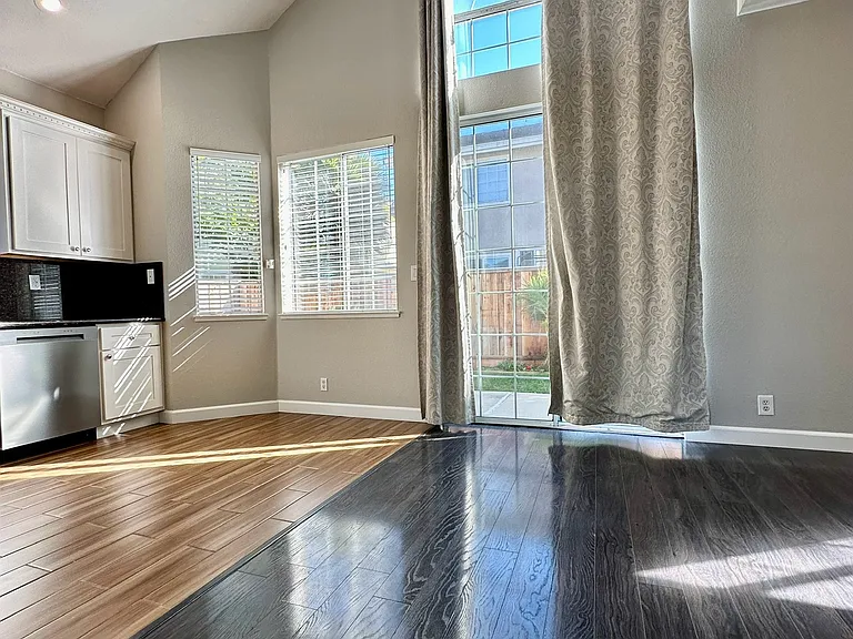 32241 Jean Dr — Photo 6