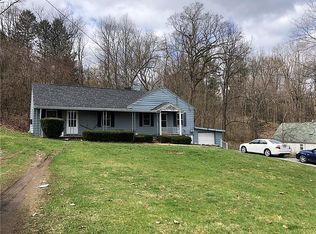 2753 Mercer Rd, New Castle, PA 16105