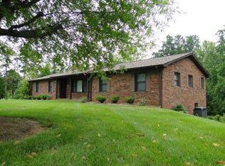 1592 Flat Shoals Rd, King, NC 27021