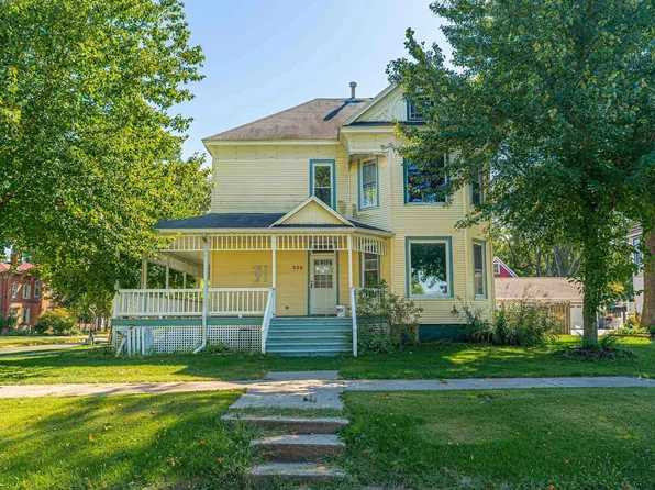 330 Water St, Lincoln, IL 62656