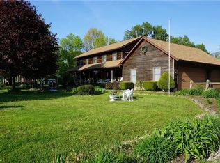 990 Hartville Rd, Hartville, OH 44632