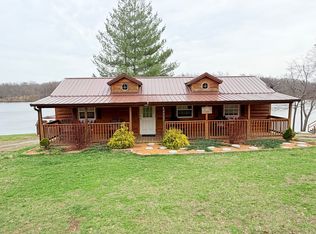 845 Lakeview Rd, Galatia, IL 62935