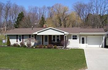 1st image of 15247 Armes Ct