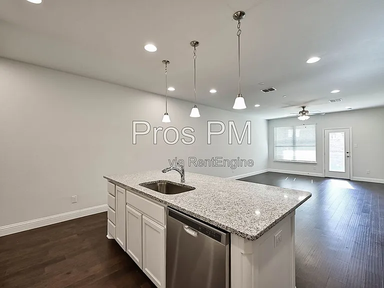 4256 Mingo Dr — Photo 24