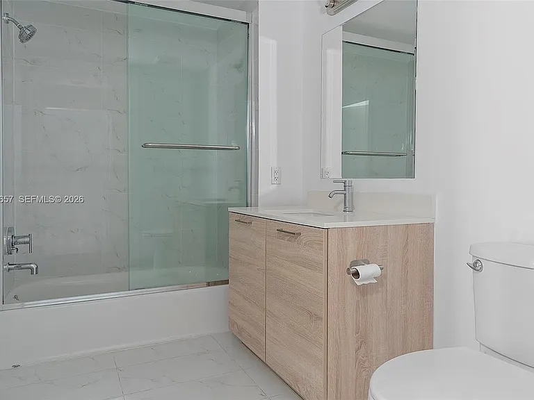 16385 Biscayne Blvd #717 — Photo 9