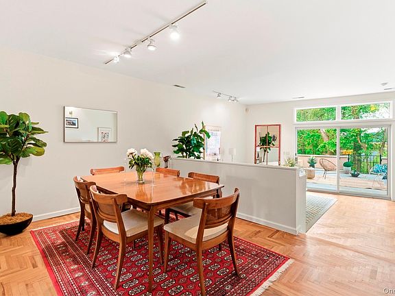 5th image of 105 Gair Street