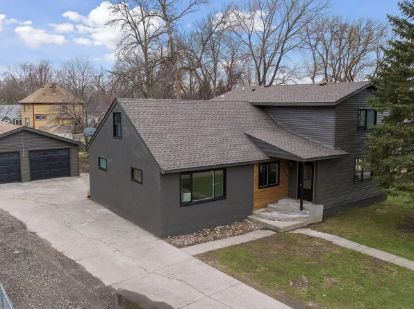 2460 17th Ave E, North Saint Paul, MN 55109