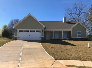 1219 Oak Springs Way, Statham, GA 30666