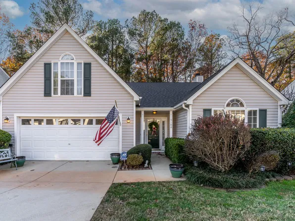 9108 Erinsbrook Dr, Raleigh, NC 27617