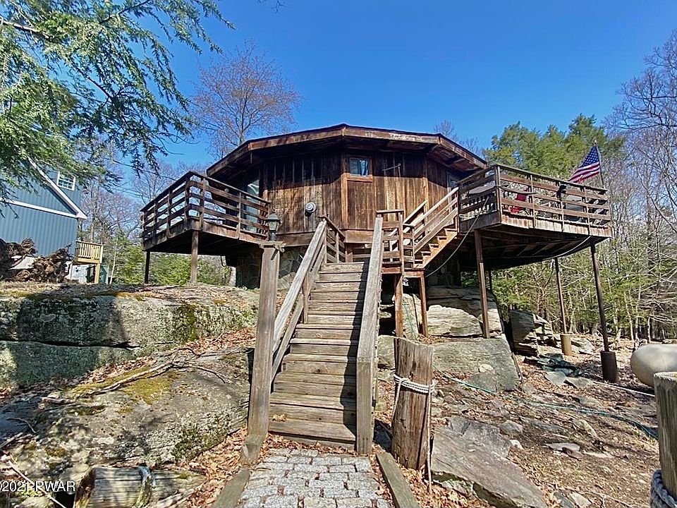1st image of 1102 Wallenpaupack Dr