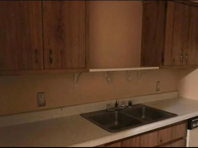 717 Anderson Rd #2 — Photo 3