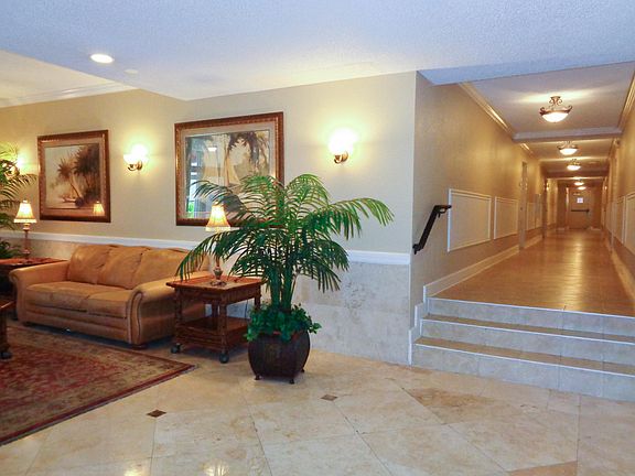 5th image of 2755 Coconut Bay Ln Unit 1D