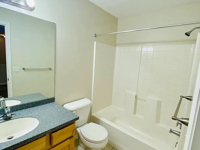 428 E Park Oak Pl — Photo 10