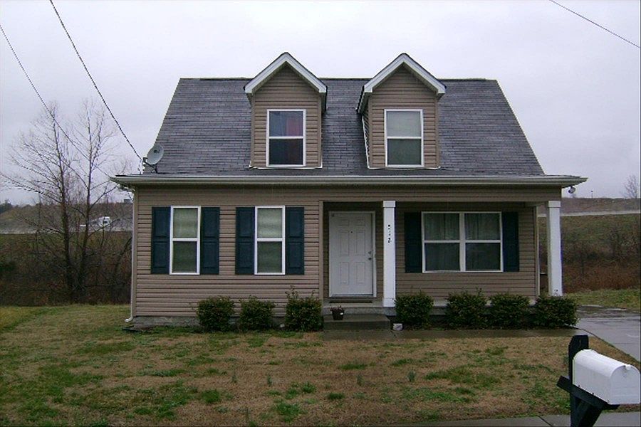 1st image of 512 W Vailview Ct