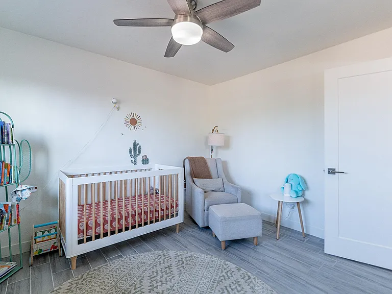 4724 E Polk St — Photo 26