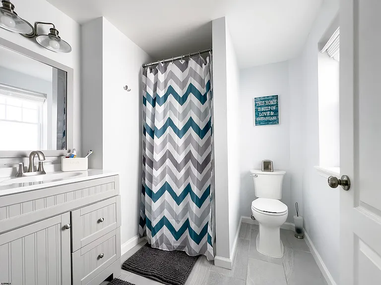 18 N Newark Ave #WINTER RENTAL — Photo 17