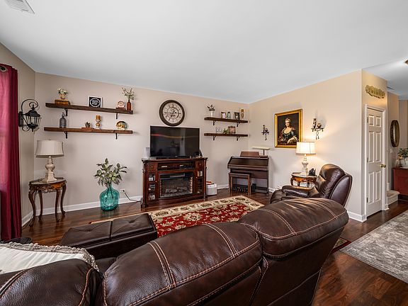 5th image of 2875 Glacier Way Unit C