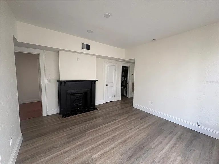 729 E Palmetto St #1 — Photo 8