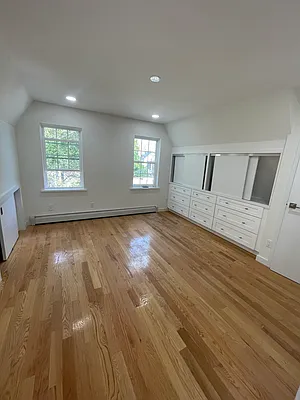 Rented by PMG Real Estate  | media 6