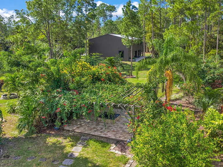 14125 Collier Blvd #B — Photo 37
