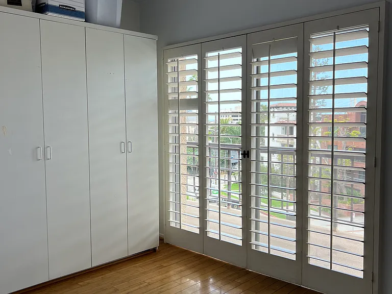 622 S Barrington Ave #301 — Photo 16