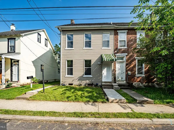 18 W Vine St, Pottstown, PA 19464