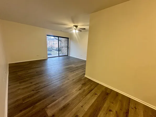 1629 W Greenleaf Ave APT 202, Chicago, IL 60626