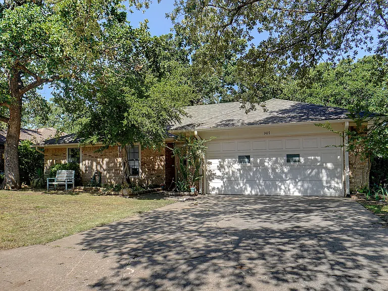 1417 Copper Ridge St — Photo 3