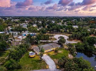 807 Lucille Ave, Nokomis, FL 34275
