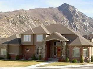 9865 S Alta Ridge Cir, Sandy, UT 84092