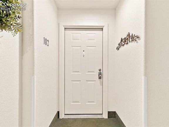 3rd image of 3755 Hartsock Ln Unit 102