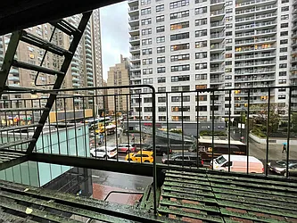 Rented by HOLTON REAL ESTATE INC.