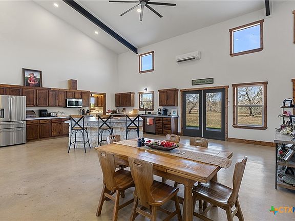 2nd image of 664 Martindale Falls Rd