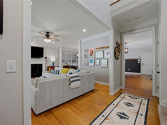 4th image of 2139 Mauldin St NW