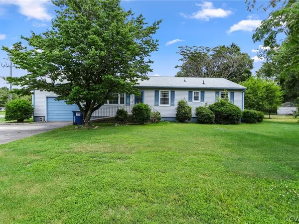 4122 Hickory Rd, South Chesterfield, VA 23803
