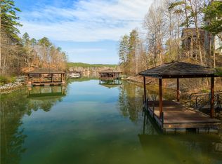 217 Featherstone Dr, Sunset, SC 29685