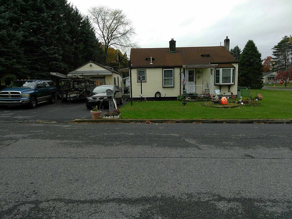 1st image of 400 Elwood St