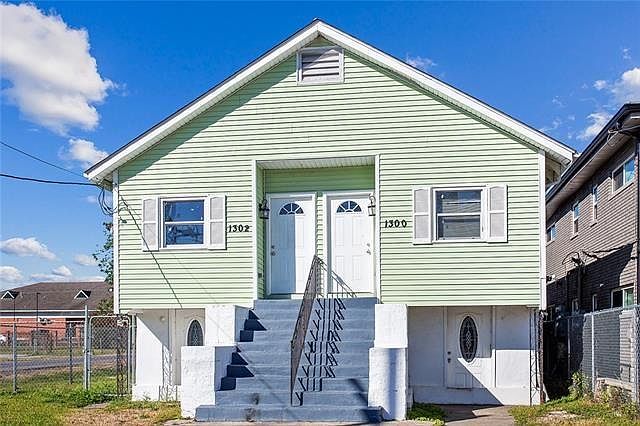 1st image of 1300-02 Mehle St