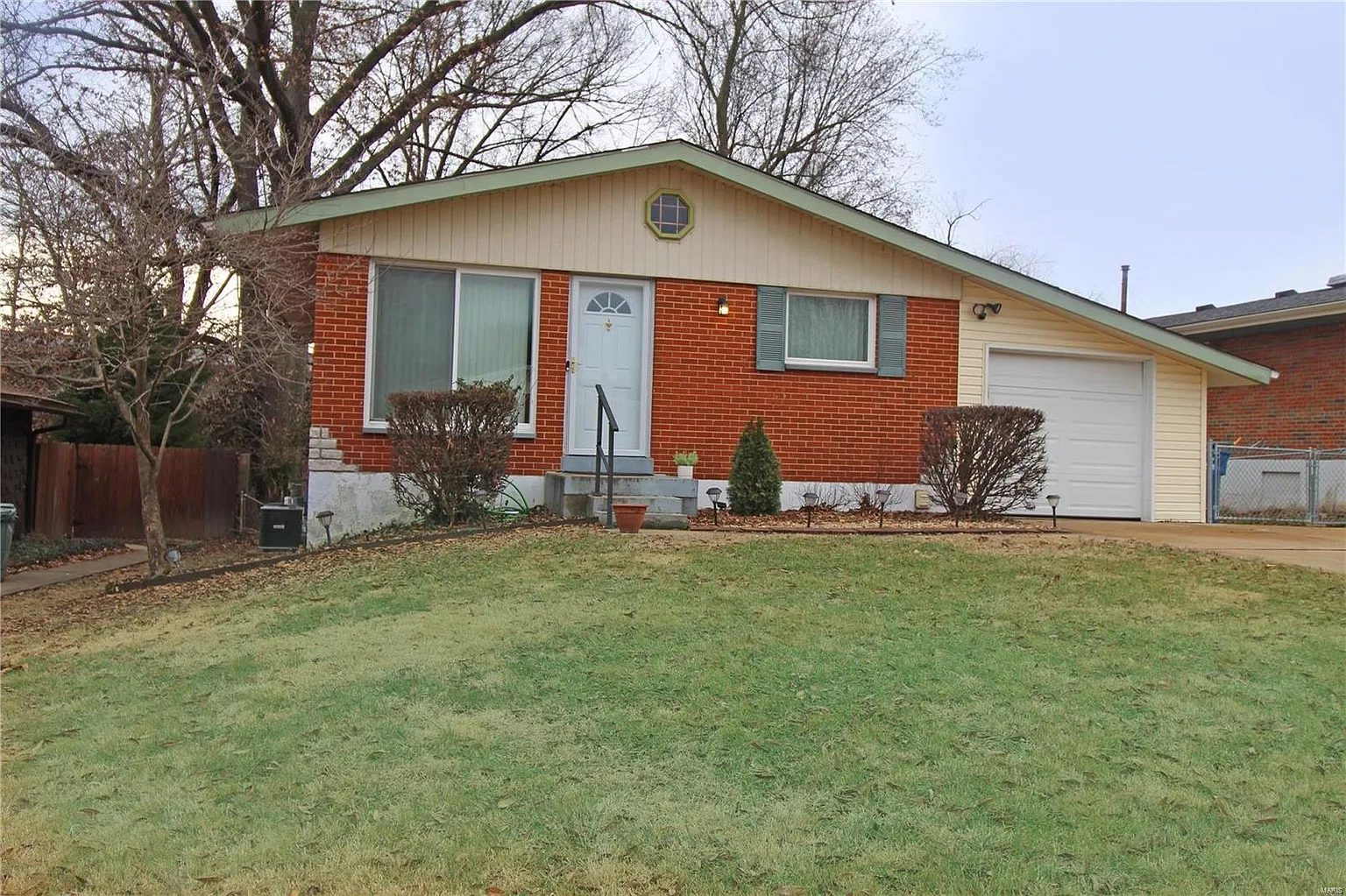 120 Sylvanwood Ter photo 1
