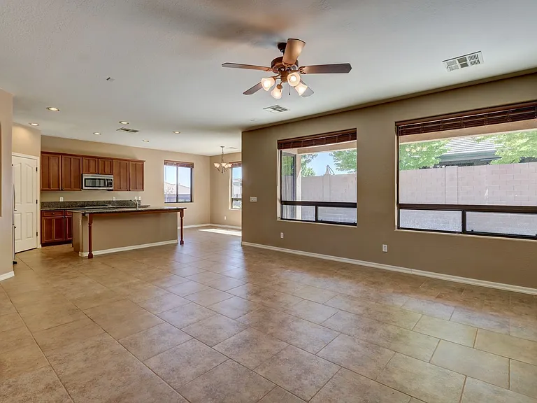 2905 Leonita Ct — Photo 6