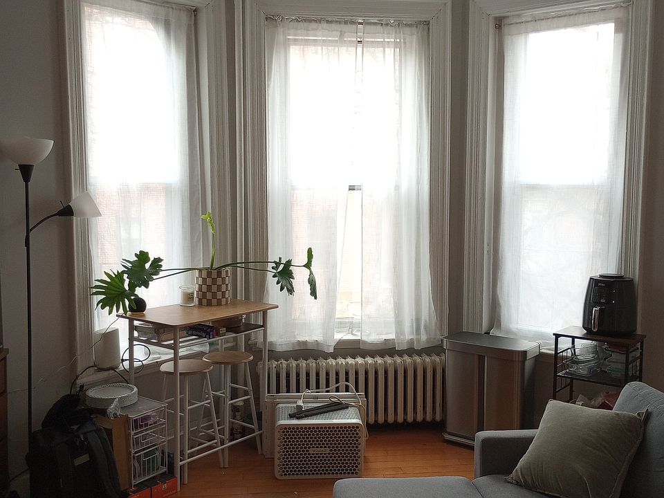 1st image of 84 Chandler St APT 6