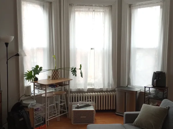 84 Chandler St APT 6, Boston, MA 02116