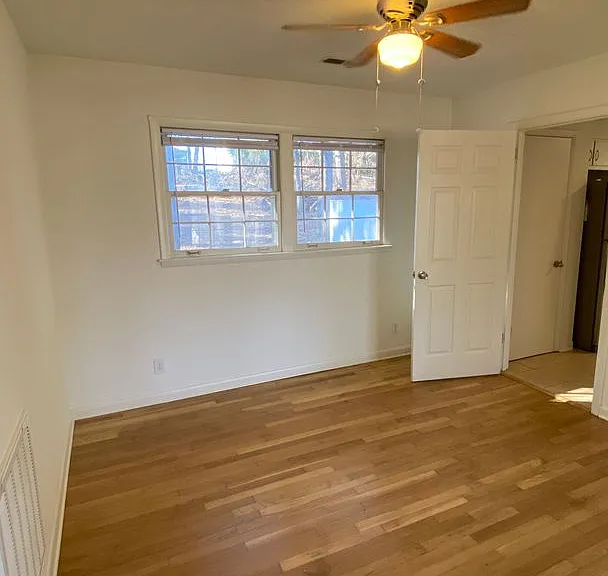 2517 Piney Branch Rd NW — Photo 11