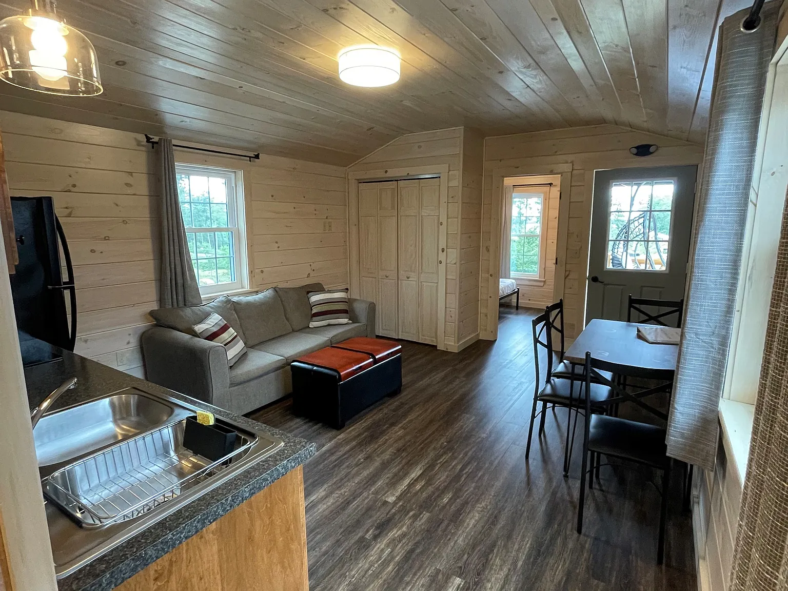 2 bed, $1,700 — Photo 2