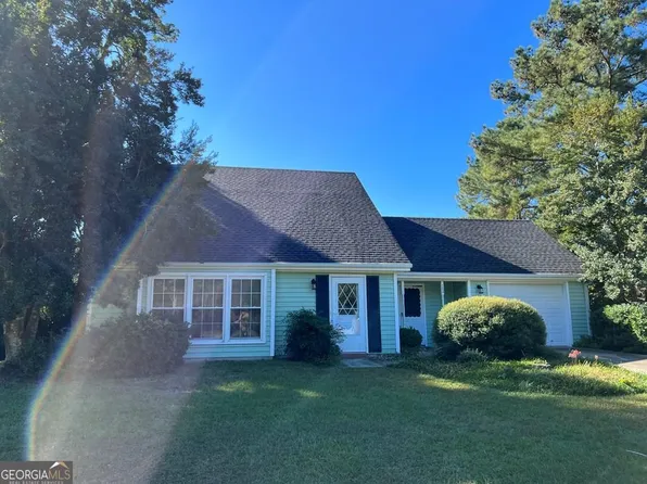 1809 Moses Dr, Vidalia, GA 30474